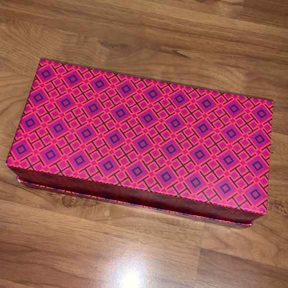 Tory Burch Shoe Box - Picture 5 of 11